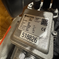 Becker Vacuum Pump image 1